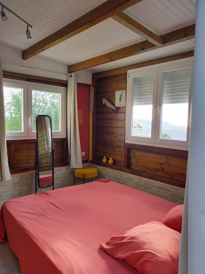 Douceur Des Hauteurs Bas De Villa, Piscine Privee Sainte-Luce Luaran gambar